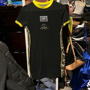 Nike Dresses Nike Peace
Sign Patch Black Stretch
Cotton Dress Sz M